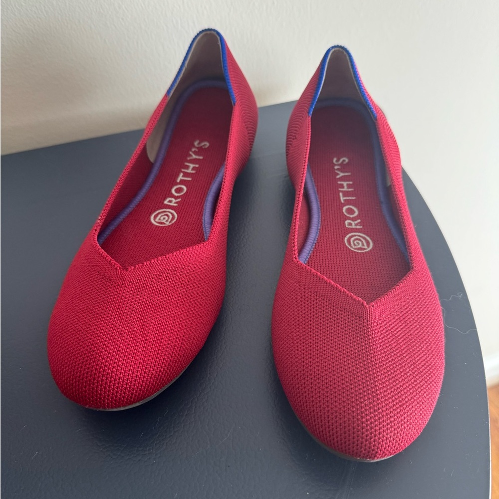 Size 7.5 red Rothy’s “The Flat”
